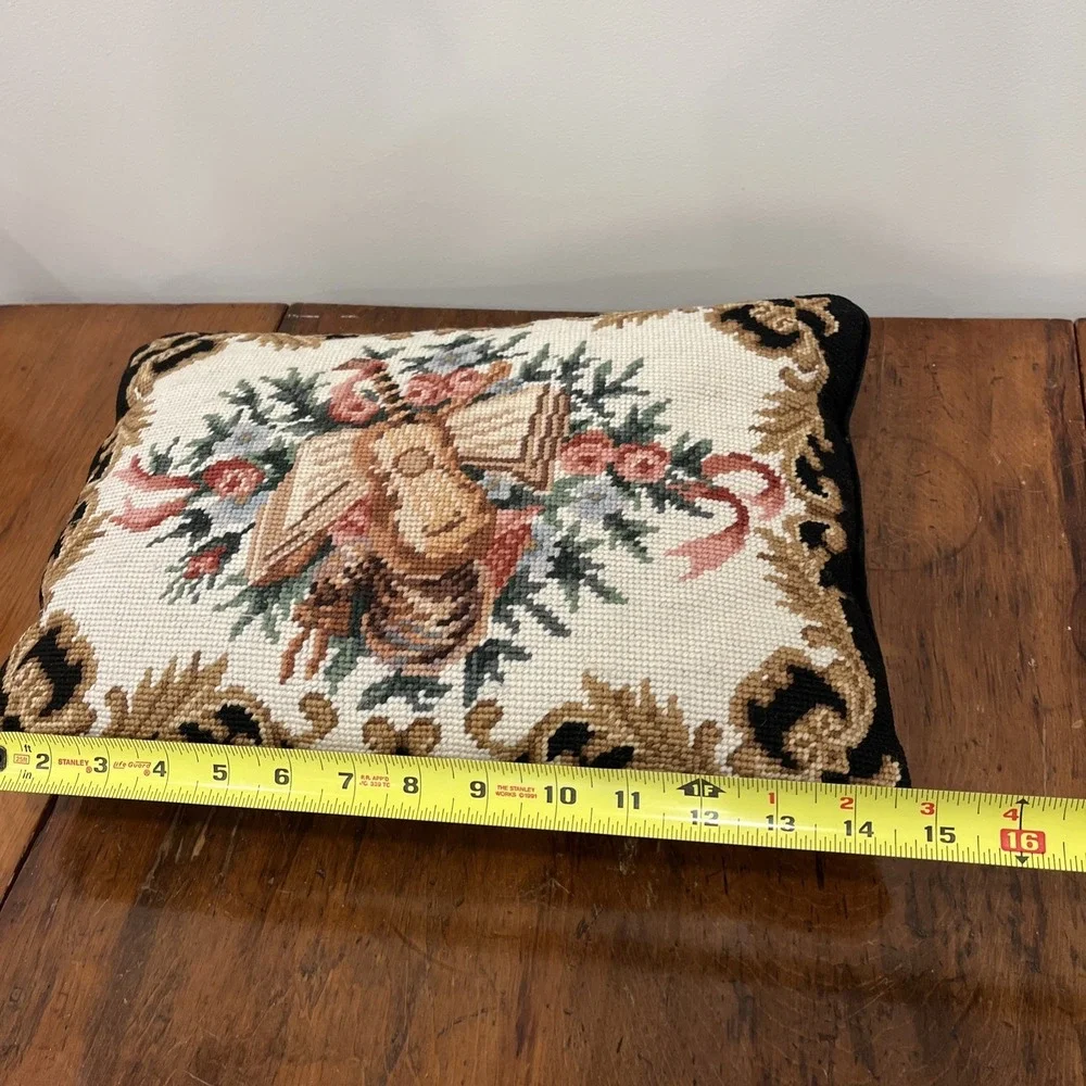 Handmade Needlepoint Pillow Violin Black Gold Velvet Zipper Back 15x11